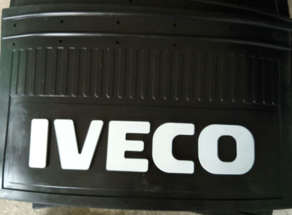 Брызговики для грузовых автомобилей IVECO (600мм х 360мм) с логотипом, комплект из 2 шт. - фото 1 - id-p73776579