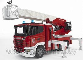 Пожарная машина Scania с выдвижной лестницей и помпой Bruder 03590