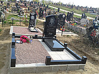 Благоустройство мест захоронений и изготовление памятника из камня, фото 1