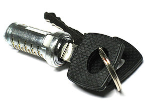 Личинка замка зажигания Фольксваген ЛТ с ключами VW LT 1996-06г.
