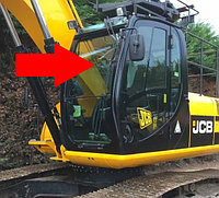 Стекло лобовое верхнее на экскаватор JCB