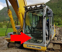 Стекло лобовое нижнее на экскаватор NEW HOLLAND