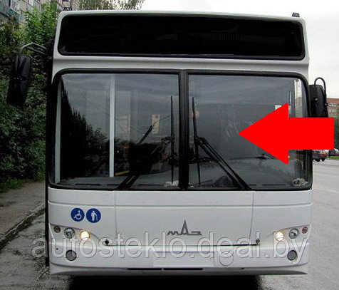 Стекло лобовое левое на автобус МАЗ