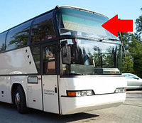 Стекло лобовое верхнее на автобус NEOPLAN