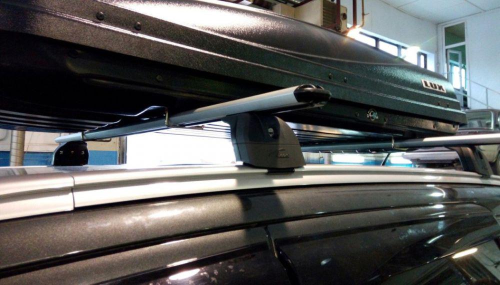 Багажник LUX для Mitsubishi Outlander 2012- , на интегрированные рейлинги (аэродинамическая дуга) - фото 3 - id-p69113307