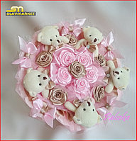 Букет из мягких игрушек, розовый, РК0511 (5 мишек и 11 роз)