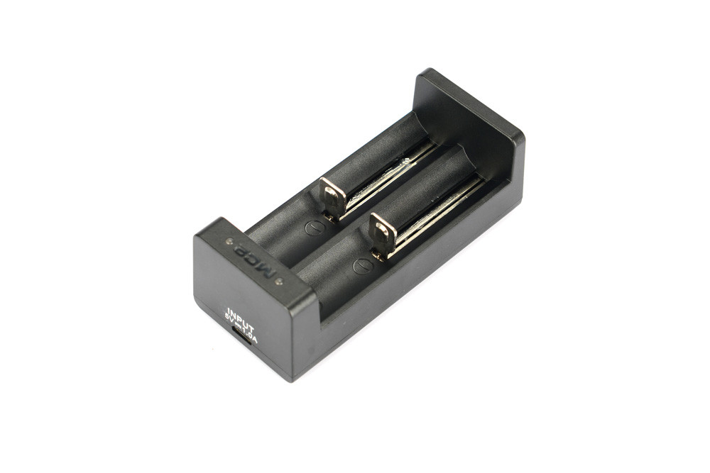 Зарядное устройство Xtar MC2 для аккумуляторных элементов (в комплекте с USB кабелем) - фото 3 - id-p74531256