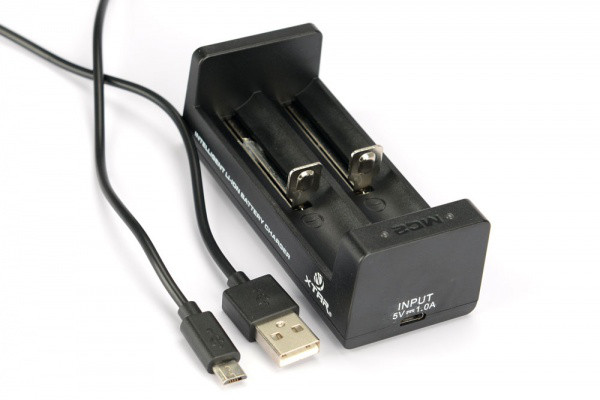 Зарядное устройство Xtar MC2 для аккумуляторных элементов (в комплекте с USB кабелем) - фото 1 - id-p74531256
