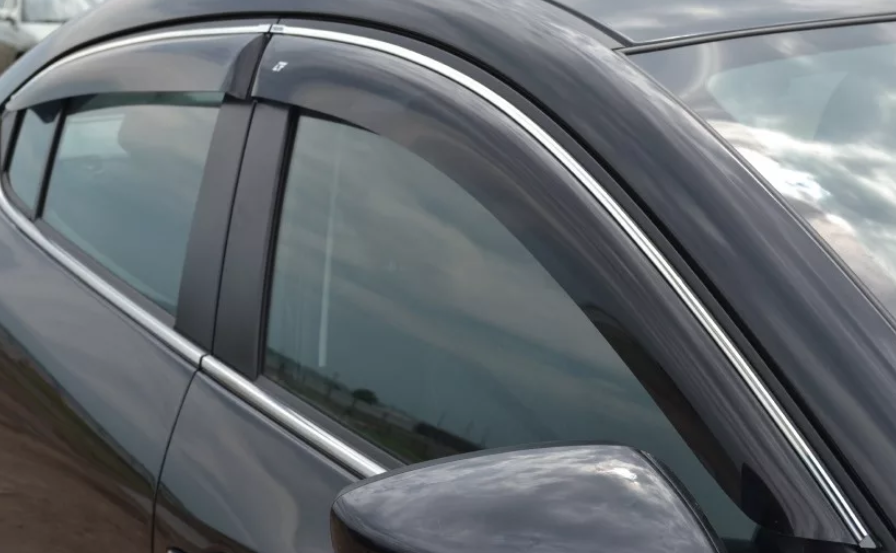Дефлекторы боковых окон (с хром. молдингом) для Audi Q7 5-дв. (2015-2018) № A12915CR - фото 1 - id-p74385459