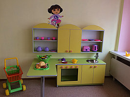 Игровая мебель кухня "Хозяюшка" детская ( Тумба "Хозяюшка" ДУ-ИМ-023 ; Шкаф навесной "Хозяюшка" ДУ-ИМ-023.1)