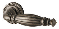 Дверная ручка BELLA (античное серебро)
