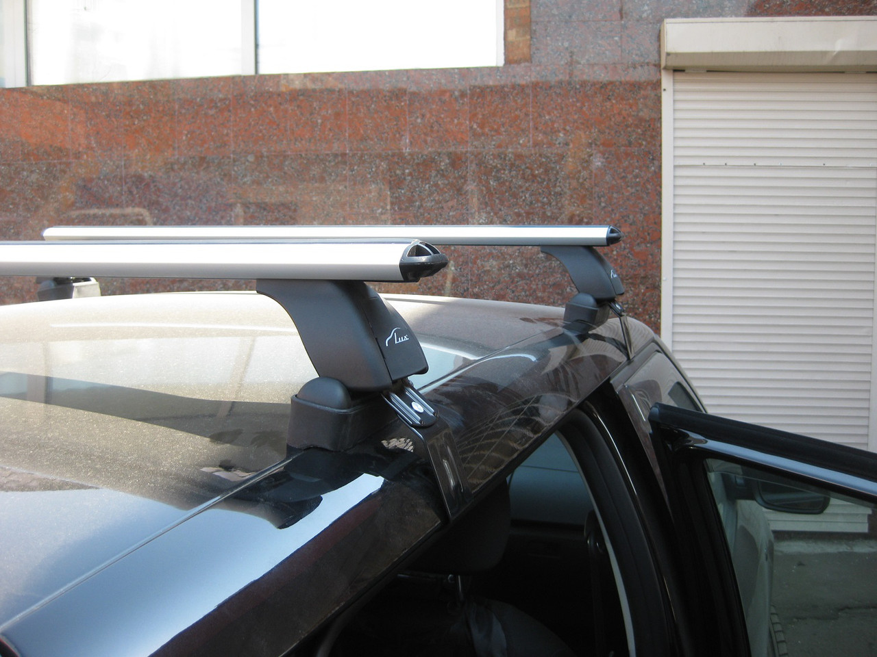 Багажник LUX для Skoda Fabia хечбэк 2008- (аэродинамическая дуга) - фото 8 - id-p69113706