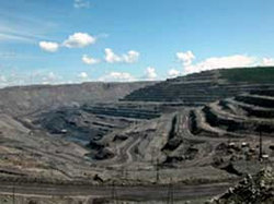 Права на освоение части Эльгинского угольного месторождения могут быть переданы другой меткомпании
