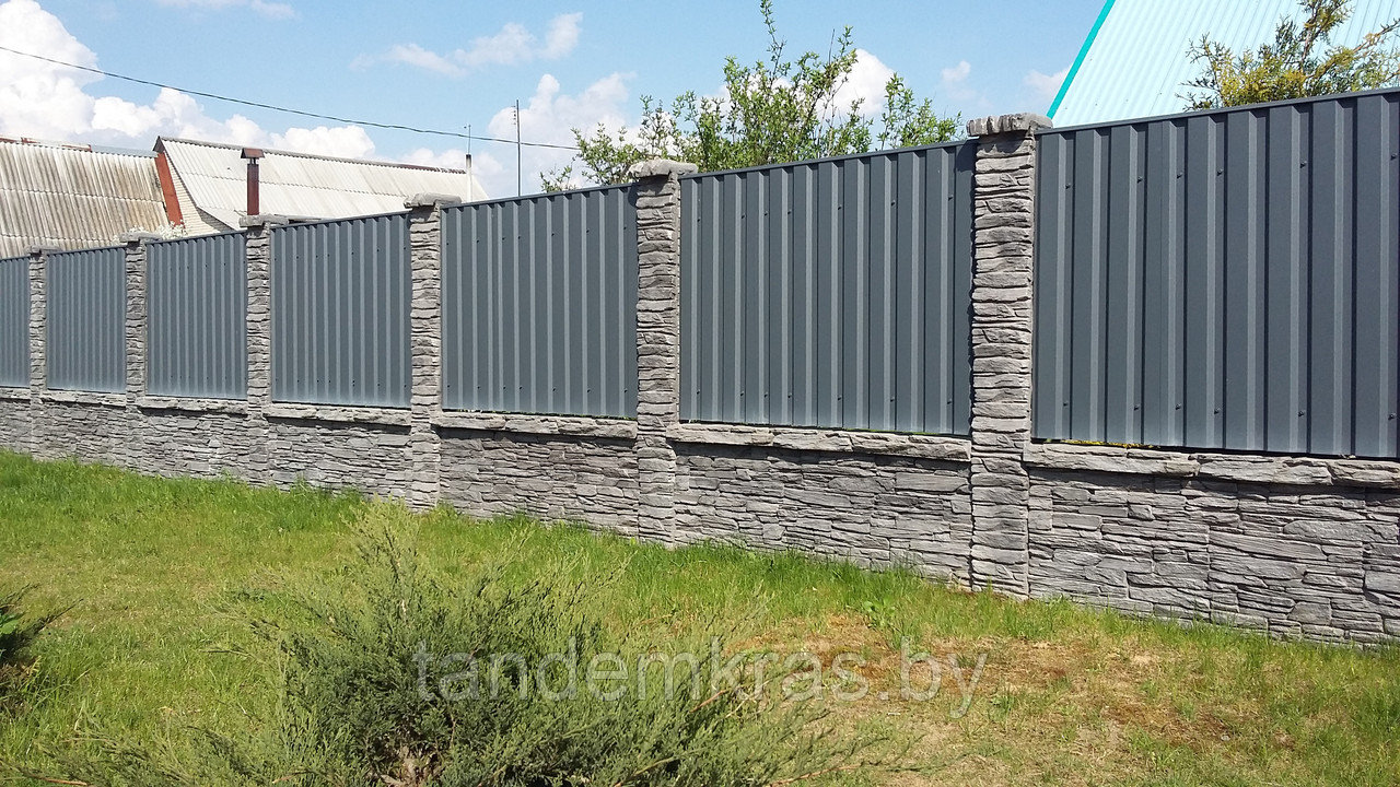 Двусторонний бетонный забор комбинированный с металлопрофилем - фото 6 - id-p9092482