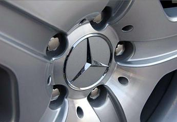 Колпачек / заглушка литого диска для Мерседес / Mercedes ME75-72BK ORIGINAL (звезда выступает)