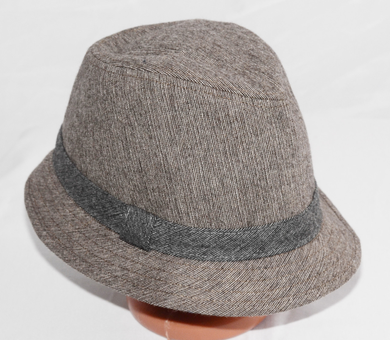 Шляпа короткие поля на размер 57-58