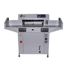 Гидравлическая бумагорезальная машина BW-R670V2 на типографии в  г. Брест 3