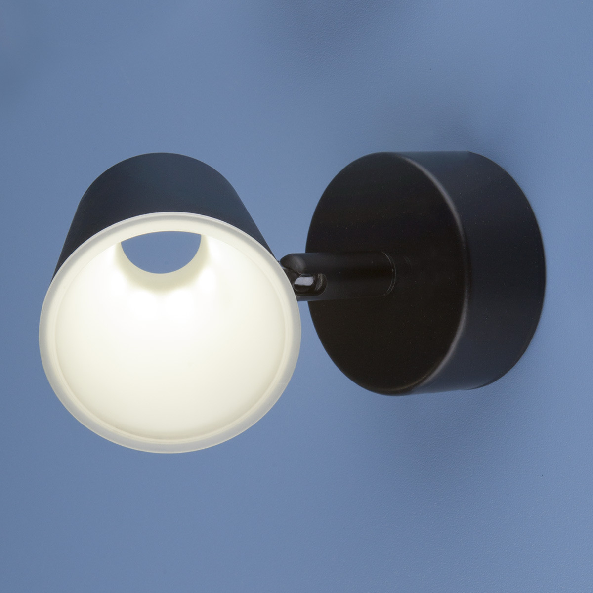 Акцентный светодиодный светильник DLR025 5W 4200K черный матовый - фото 4 - id-p76180446