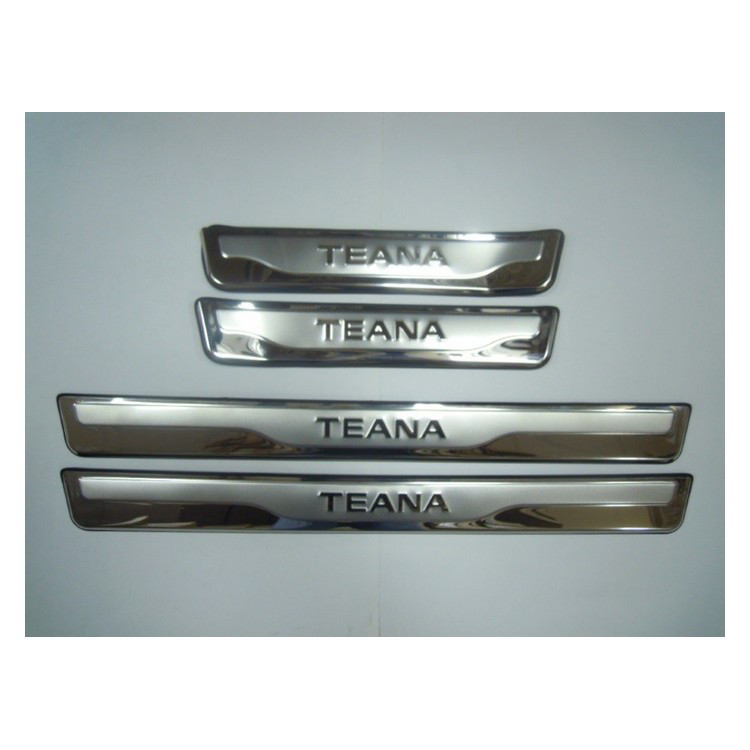 Накладки на дверные пороги с логотипом для Nissan Teana (2014-2018) № 24526 - фото 1 - id-p77617161