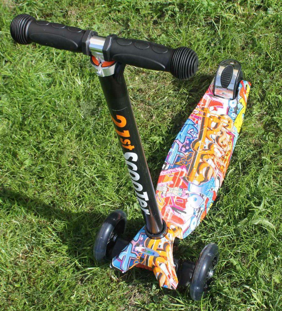 ДЕТСКИЙ САМОКАТ SCOOTER MAXI PRINT 3 -Х КОЛЕСНЫЙ (РЕГ. РУЧКА, СВЕТ.КОЛЕСО) - фото 5 - id-p75977184