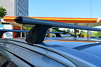 Багажник LUX для Mitsubishi Outlander 2012- , на интегрированные рейлинги (аэродинамическая дуга)