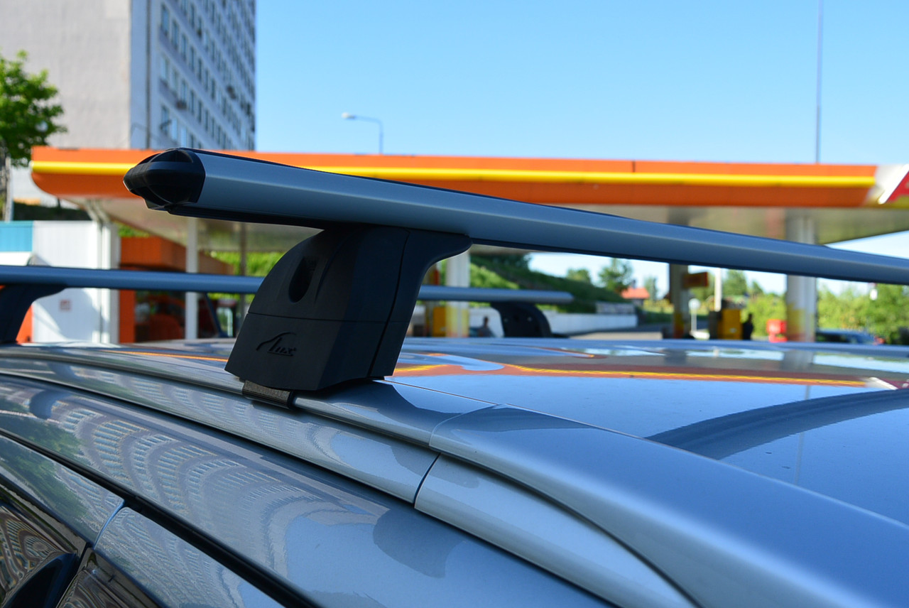 Багажник LUX для Mitsubishi Outlander 2012- , на интегрированные рейлинги (аэродинамическая дуга) - фото 1 - id-p69113307