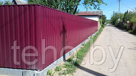 Добрый день. Забор из профнастила (RAL 3005) + сборный бетонный фундамент нашего производства. Начало июня 2018 года