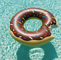 Надувной круг "Пончик с шоколадной глазурью" для плавания, фото 1