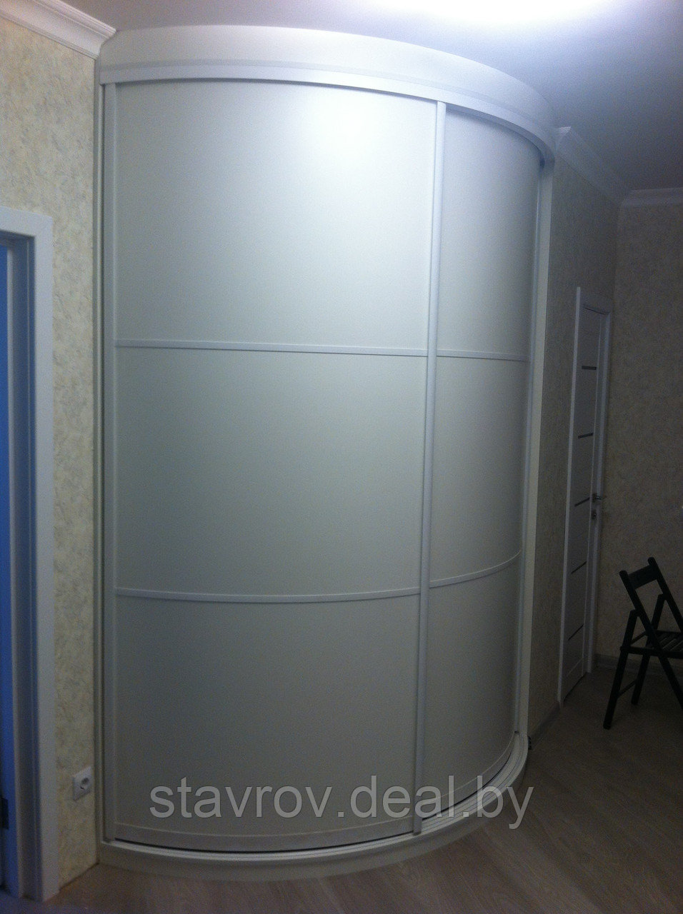 Угловой шкаф с радиусными дверями - фото 6 - id-p7344159