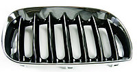 Решетка радиатора левая черная/хром BMW X3 E83 04-