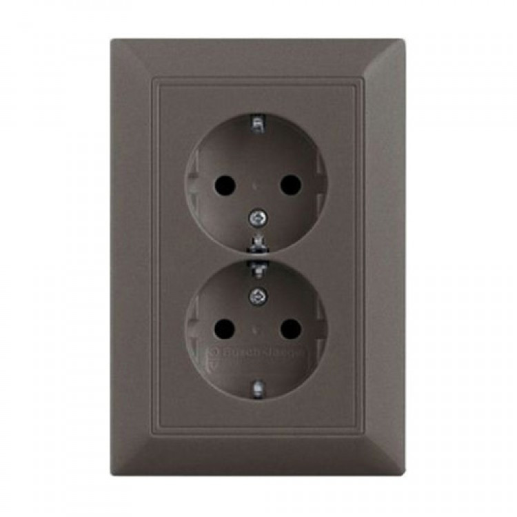 Basic 55 - Розетка 2x2P+E нем. стд. (шато-черный)