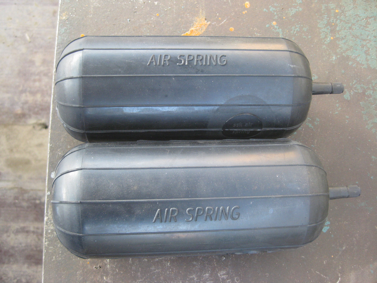 Пневмобаллоны в пружины Airspring MHD (205*85) с нижним клапаном
