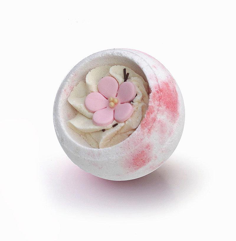 Десерт-шарик для ванн комбинированный САКУРА, серия "Праздничная" 130 гр. (ChocoLatte)