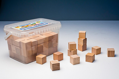 Игровой набор Фребеля "Кубики" (96 шт., бук, серия "Красота вокруг нас") - фото 1 - id-p81650061