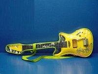 Детская четырехструнная гитара 170A2 желтая, красная (длина - 64 см) в чехле купить в Минске