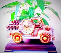 Часы настольные элитные интерьерные "Ретро-автомобиль" на подставке, арт. RM-0147/SL