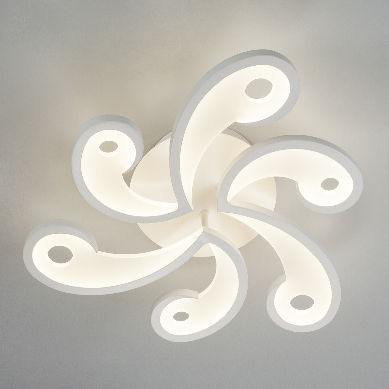 Светодиодный потолочный светильник 90093/6 белый Rosie Eurosvet - фото 3 - id-p82515719