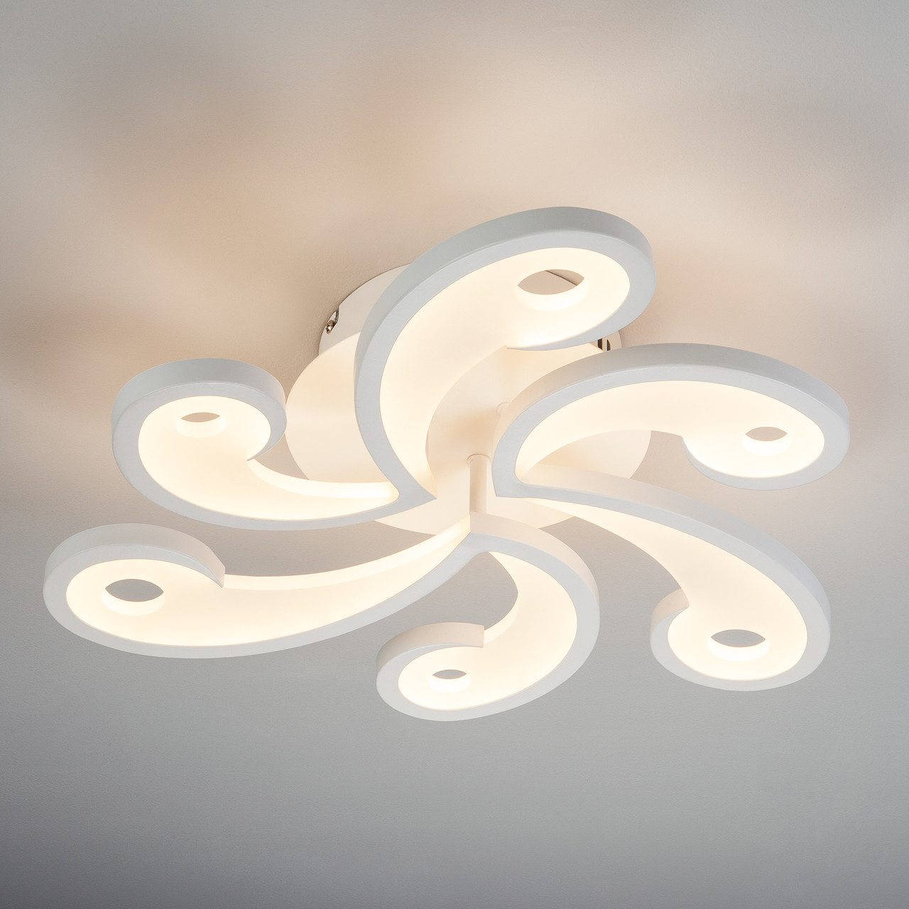Светодиодный потолочный светильник 90093/6 белый Rosie Eurosvet - фото 4 - id-p82515719