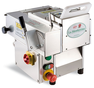 Аппарат для производства макаронных изделий LA MONFERRINA NINA 250 мм