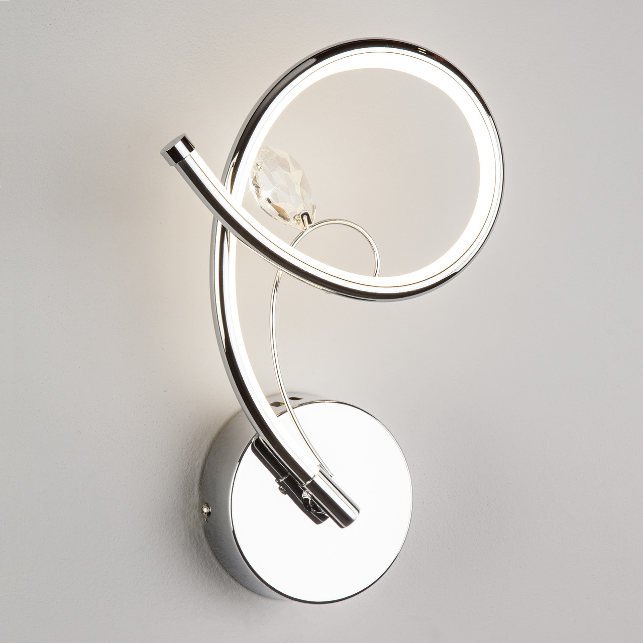 Настенный светильник с хрусталем 90089/1 хром Agata Eurosvet