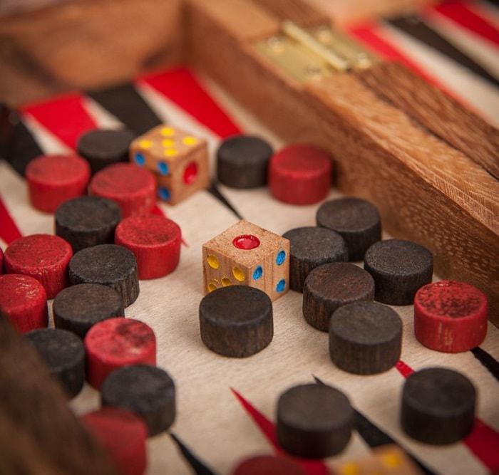 Набор игр в деревянной шкатулке: шашки+нарды - фото 2 - id-p82870723