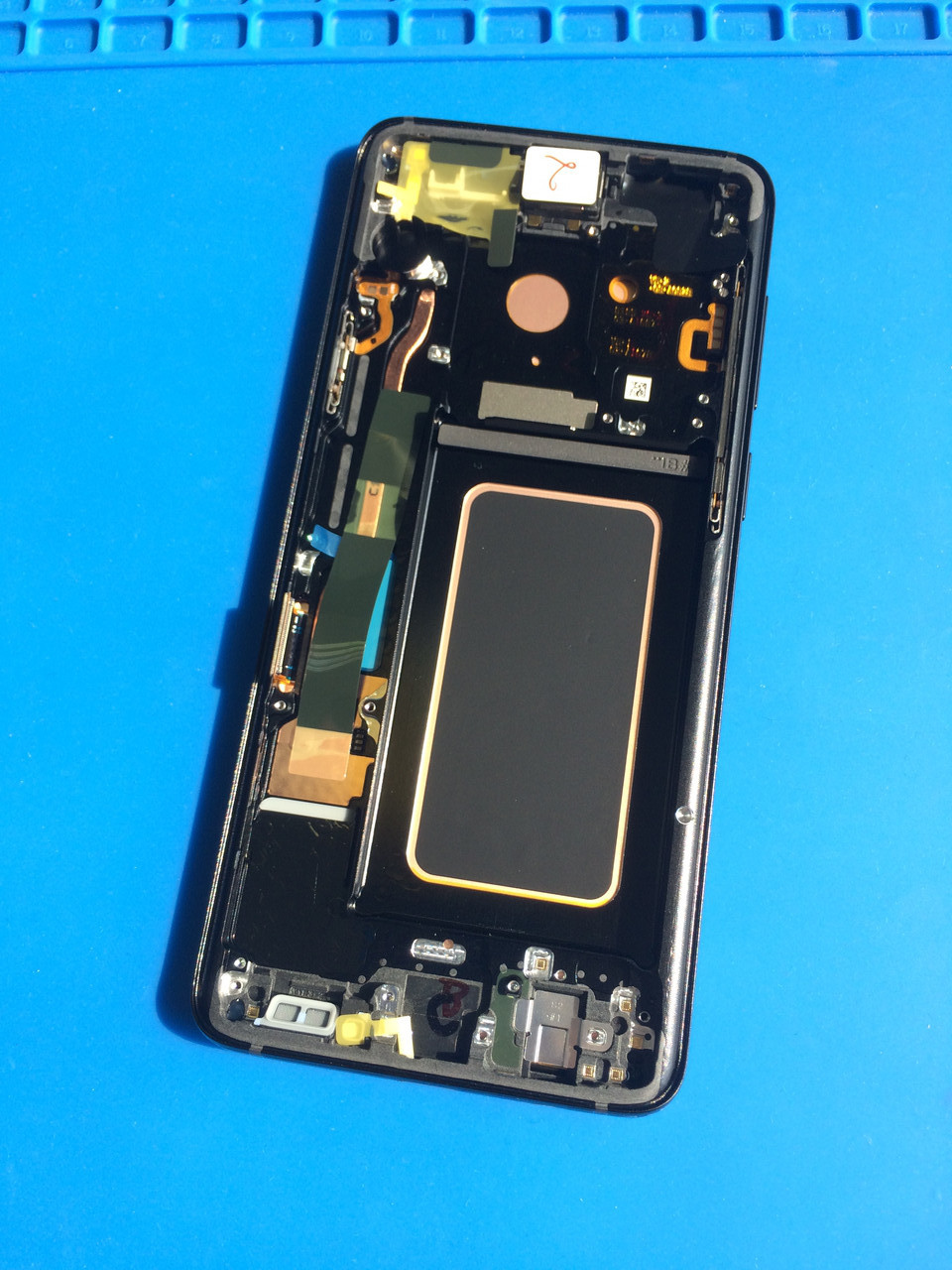 Samsung SM-G965 Galaxy S9+ - Замена экрана (дисплейного модуля в сборе), оригинал - фото 2 - id-p77318212
