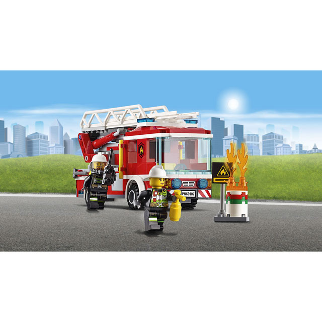 Конструктор Bela Cities 10828 Пожарный автомобиль с лестницей (аналог Lego City 60107) 225 деталей - фото 7 - id-p83606123