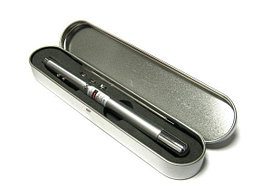 Ручка с лазерной указкой и фонариком
