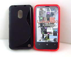 Чехол-накладка для Nokia Lumia 620 (силикон) черный