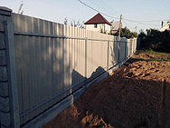 Забор из профнастила на сборном фундаменте, цвет RAL 7024 матовый, блоки "Графит", серые направляющие по просьбе заказчика