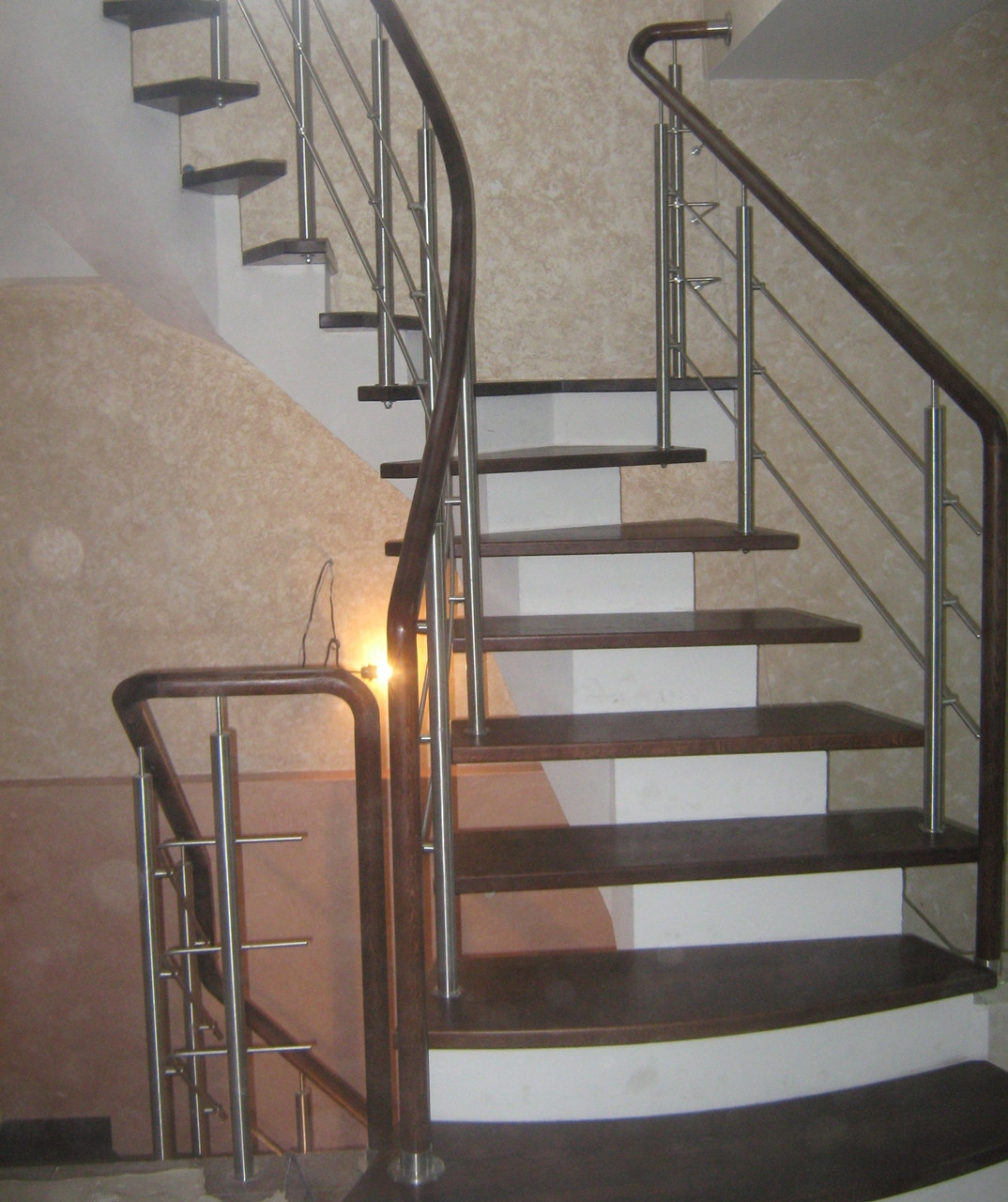 Лестницы для деревянного дома - фото 10 - id-p84990476