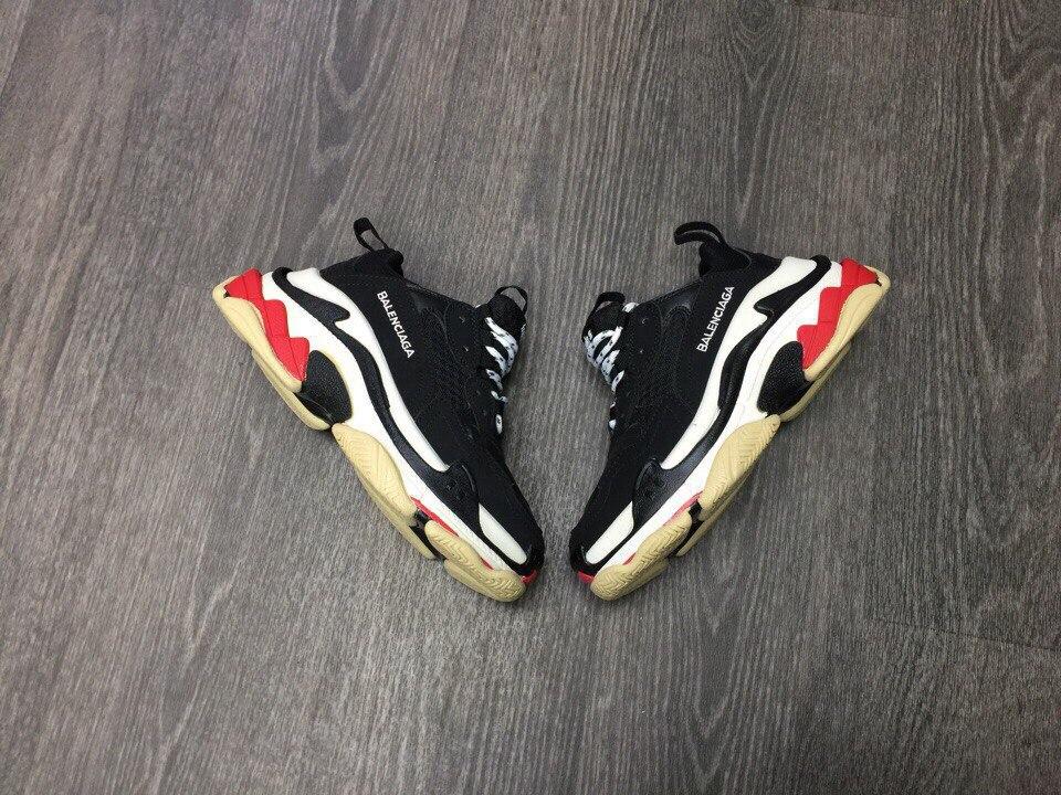 Кроссовки Balenciaga Triple S Black - фото 2 - id-p70250722