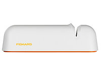 Точилка для ножей белая Functional Form Fiskars (FISKARS ДОМ)