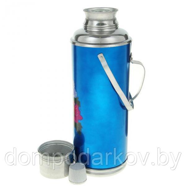 Термос 2000 мл «Пионы», с ручкой, 1 кружка, синий - фото 2 - id-p85721409